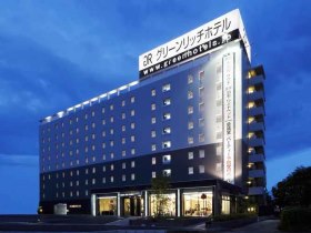 Green Rich Hotel